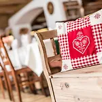 Hotel Standlhof Zillertal Uderns