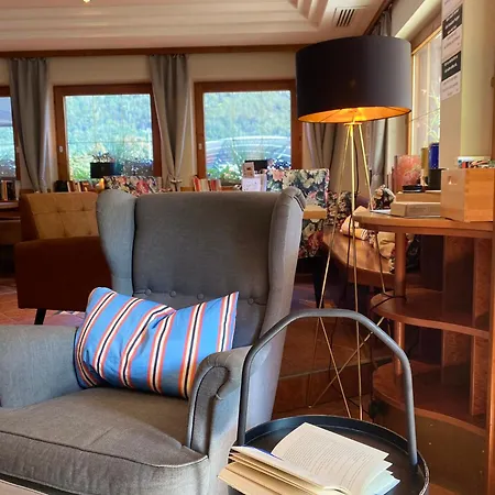 Standlhof Zillertal Hotell 3*