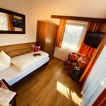 Hotell Standlhof Zillertal Uderns