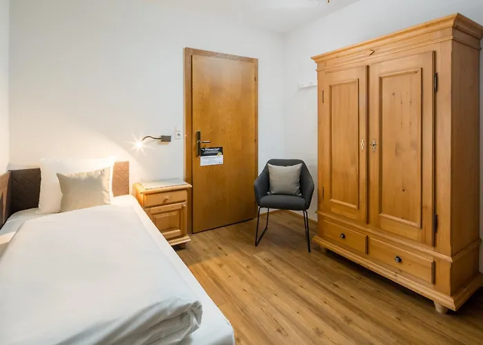 Hotel Standlhof Zillertal 3*