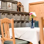 Hotell Standlhof Zillertal Uderns
