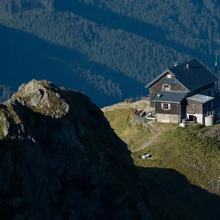 Standlhof Zillertal Otel 2*